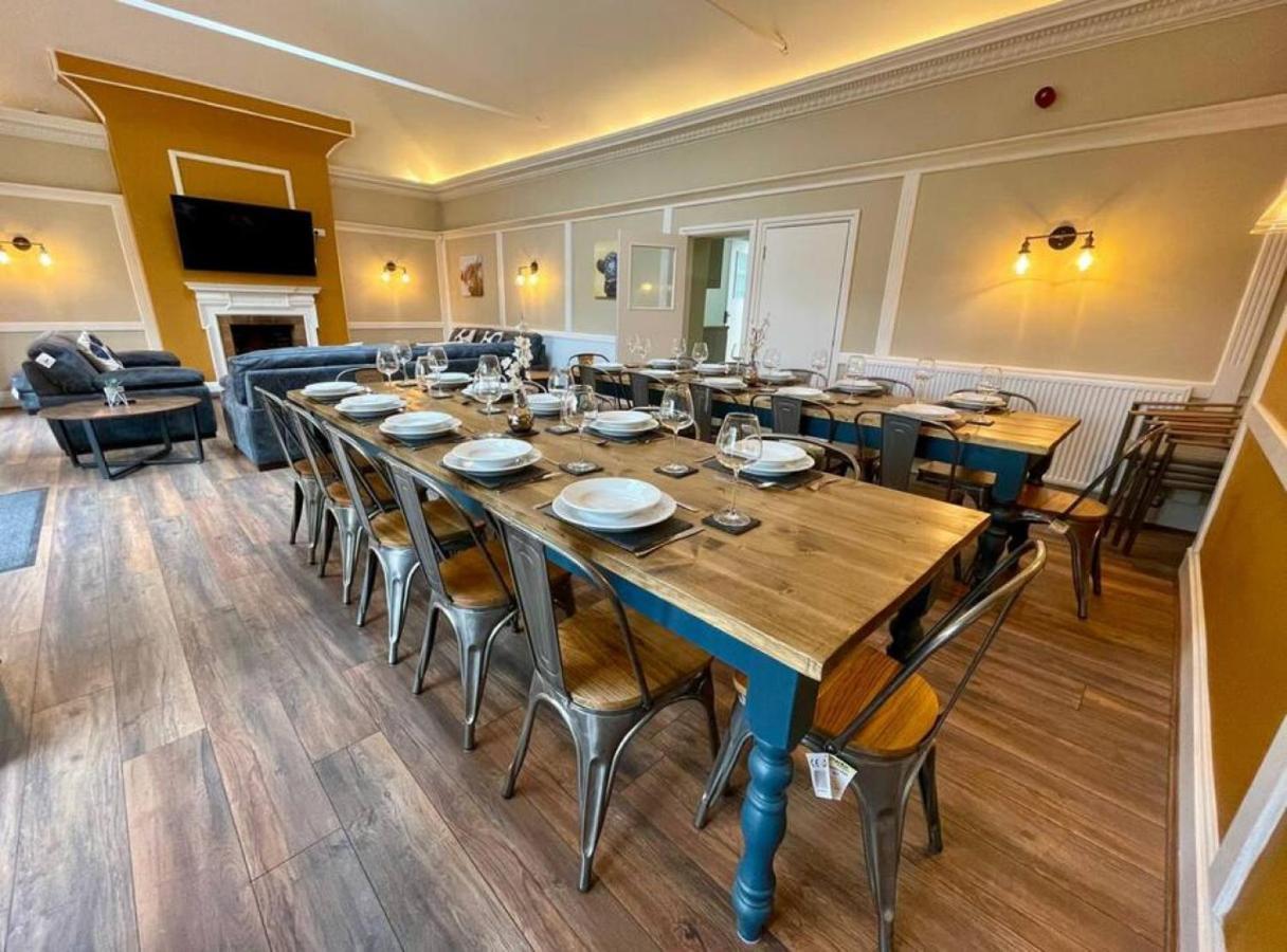 Вилла Lydney House Swaffham Sleeps 22 Экстерьер фото