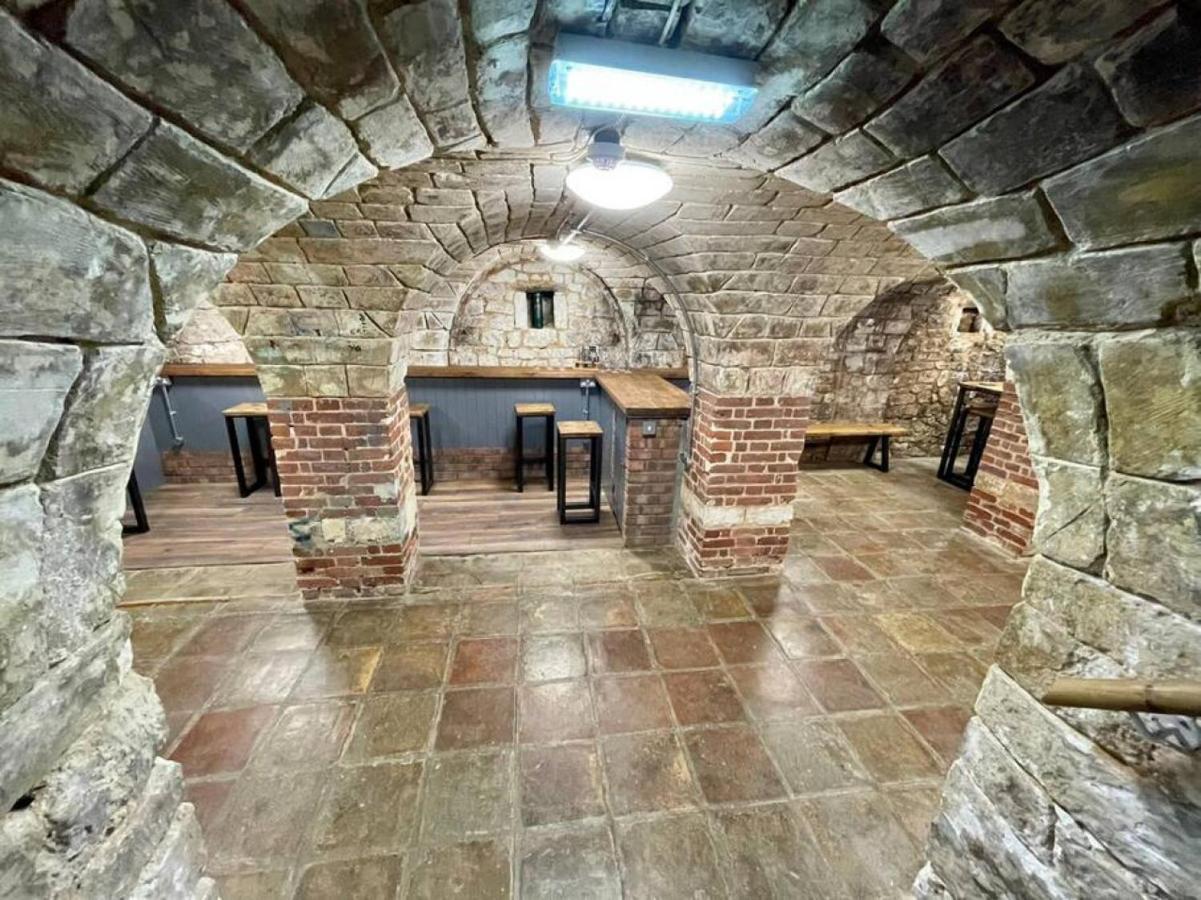 Вилла Lydney House Swaffham Sleeps 22 Экстерьер фото