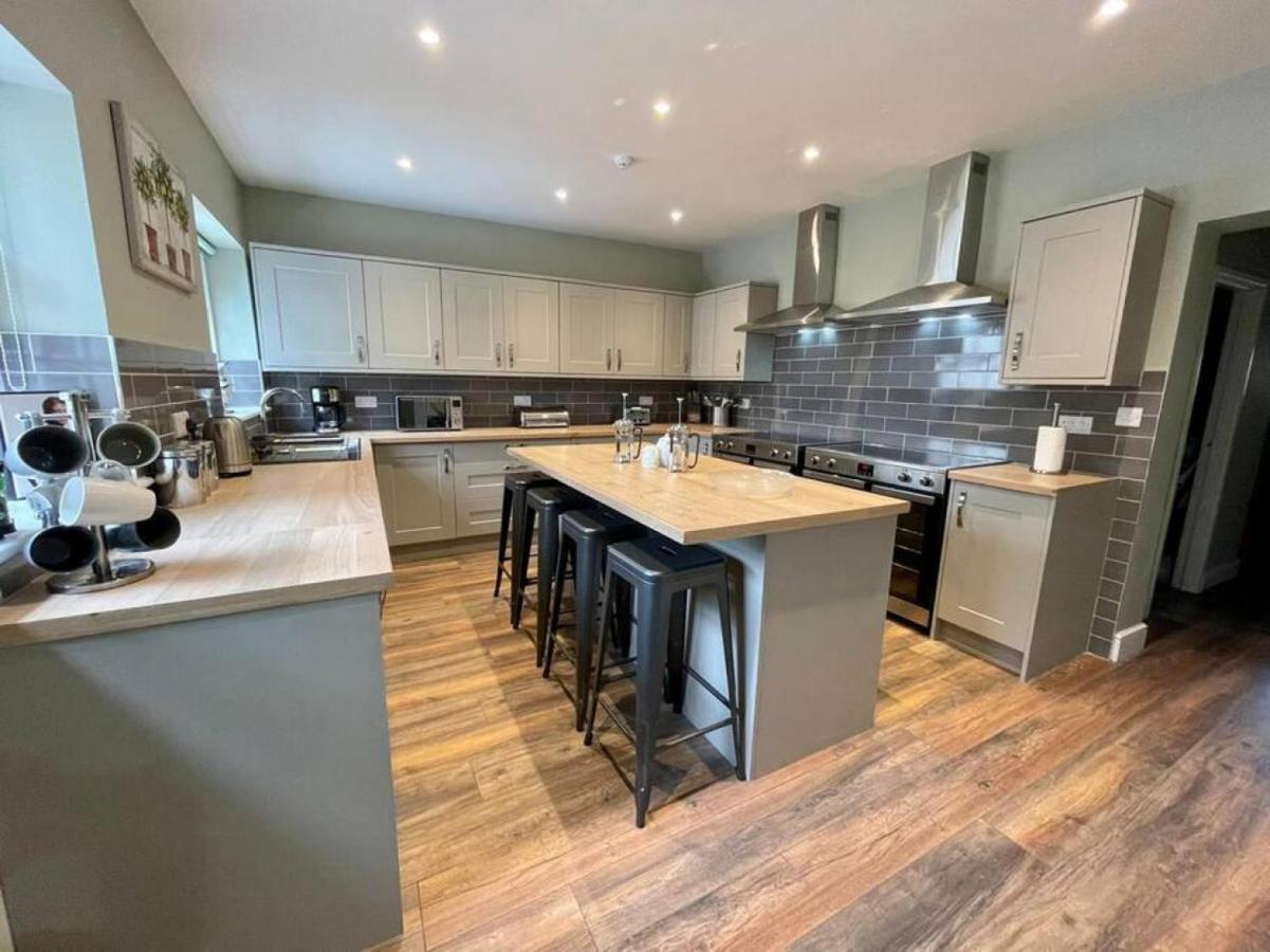 Вилла Lydney House Swaffham Sleeps 22 Экстерьер фото
