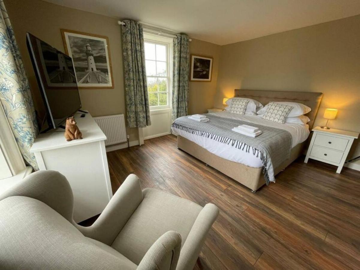 Вилла Lydney House Swaffham Sleeps 22 Экстерьер фото